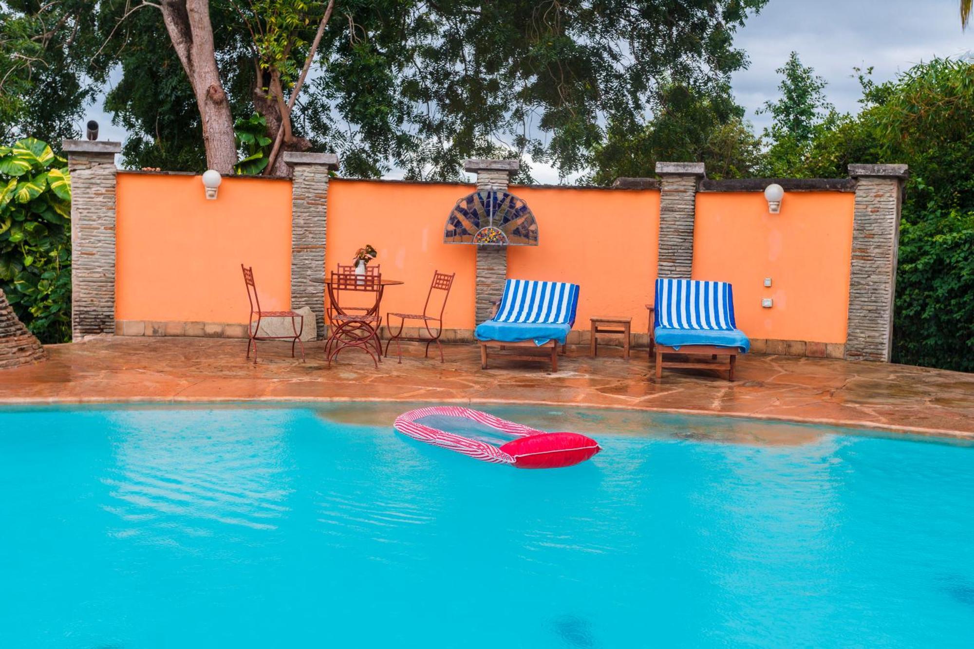Diani Beach-Villa Kirsch Galu Exteriör bild