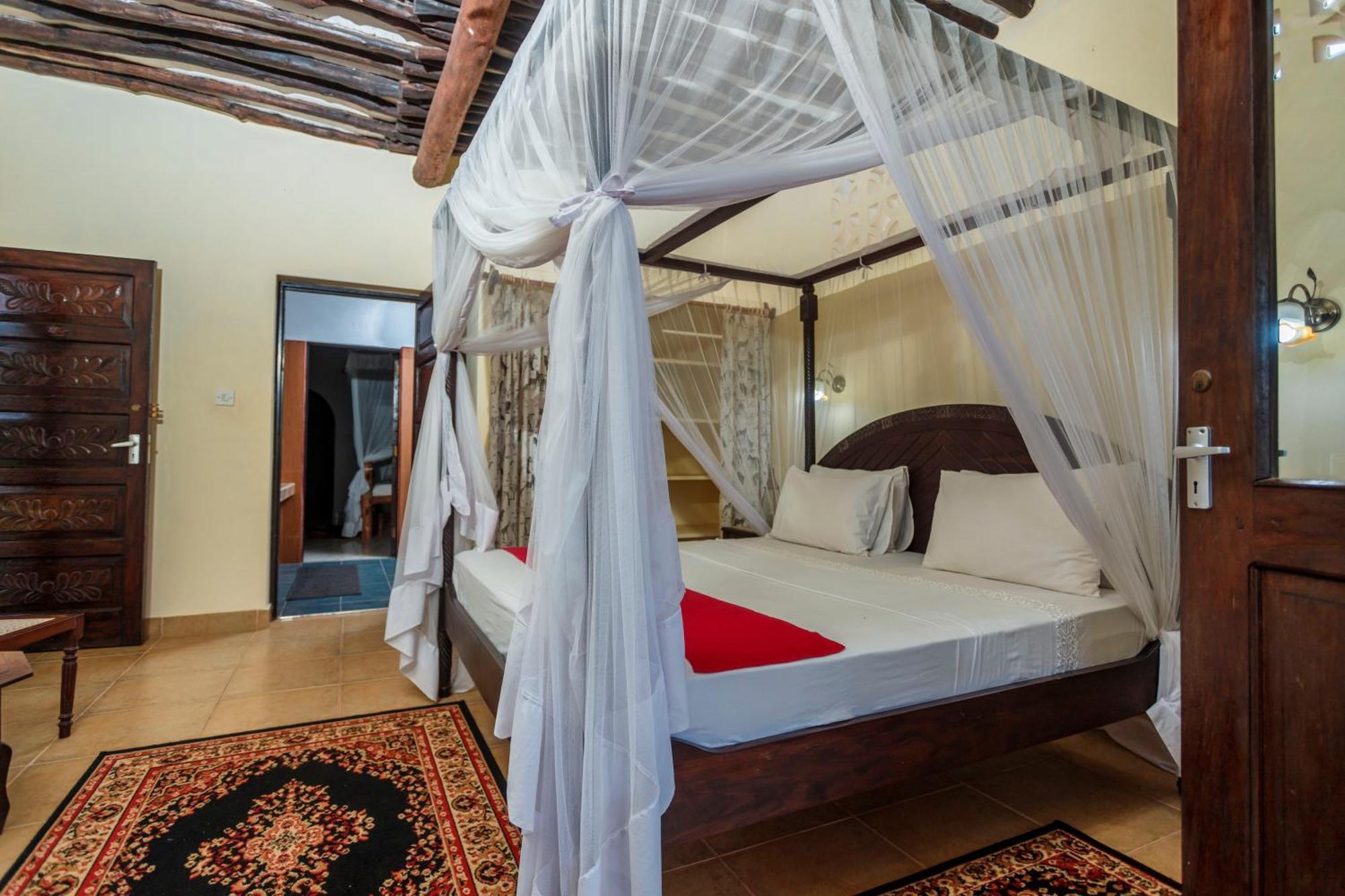 Diani Beach-Villa Kirsch Galu Exteriör bild